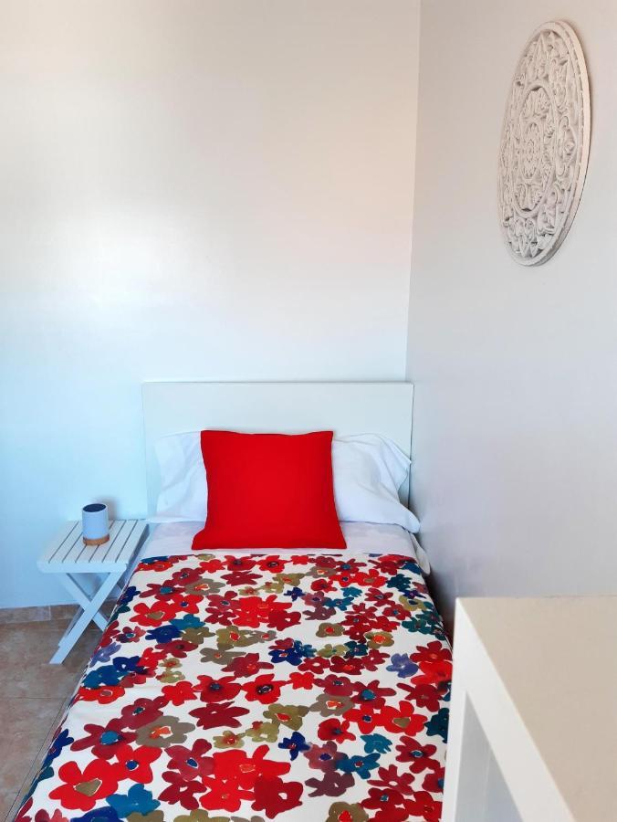 Apartamento Orient En Palamos Tercera Linea De Mar Exterior photo